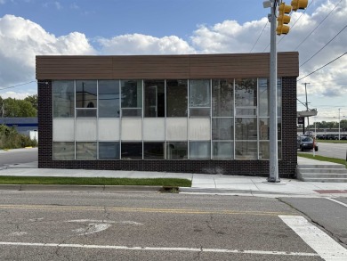 Prime commercial property featuring an improved 201