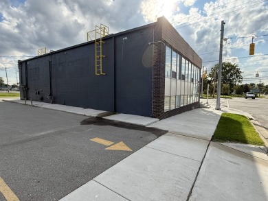 Prime commercial property featuring an improved 201