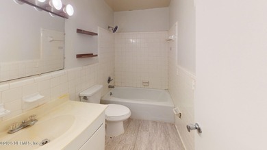 Beautiful 3BR/2BA Southside Condo with Pool & Creek Views! Enjoy