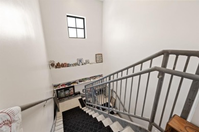 Experience Lakeside Luxury Living at Its Finest!

Discover