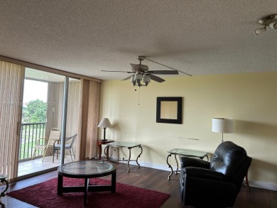 BEAUTIFUL 2/2 CONDO - ENCLOSED AND SCREENED BALCONY WITH VIEW ON