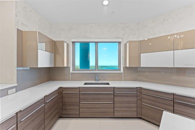 WELCOME HOME to the Towers of Channelside -- where luxury living