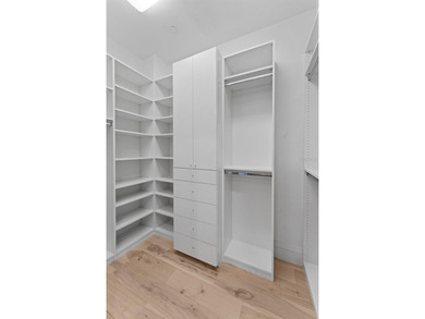 WELCOME HOME to the Towers of Channelside -- where luxury living