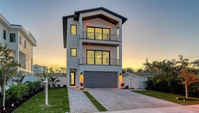 One or more photo(s) has been virtually staged. Poised along the