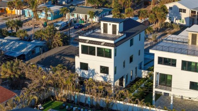 One or more photo(s) has been virtually staged. Poised along the