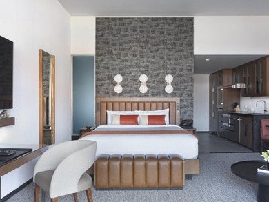 Views of Lava and Hole 9 on the Black Desert Golf Course