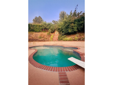 DAZZLING VIEWS!!! 
Situated in a highly desirable area of