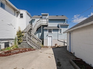 Prime Mixed-Use Commercial Office Building in the Heart of