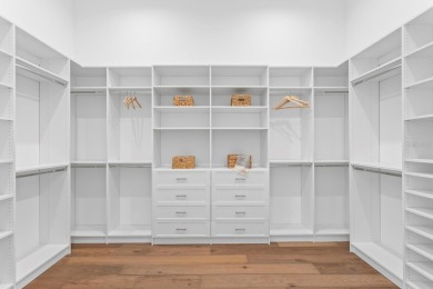 Welcome to this extraordinary newly constructed modern