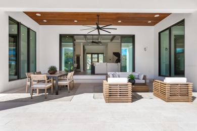 Welcome to this extraordinary newly constructed modern