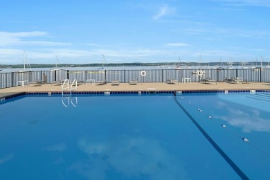 With southeastern views and radiant sunrises over the Hudson