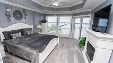 Immaculate Marina Bay Condo with a Garage on North Bay, just