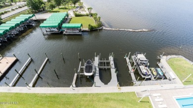 Immaculate Marina Bay Condo with a Garage on North Bay, just