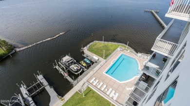 Immaculate Marina Bay Condo with a Garage on North Bay, just