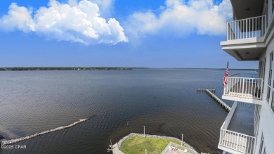 Immaculate Marina Bay Condo with a Garage on North Bay, just