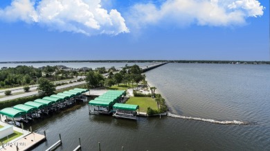 Immaculate Marina Bay Condo with a Garage on North Bay, just