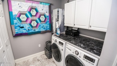 Immaculate Marina Bay Condo with a Garage on North Bay, just