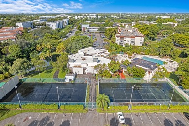 ABSOLUTELY GORGEOUS FULLY RENOVATED CONDO | PRESTIGIOUS OMEGA