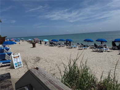 LIVE AT THE MARCO POLO HOTEL RIGHT ON SCENIC AVENTURA'S BEACH!!!