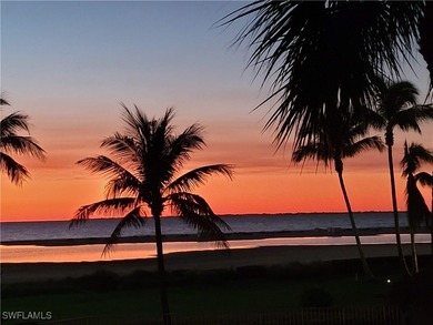 Discover the perfect blend of modern luxury and beachfront