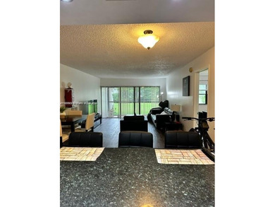 COMFORTABLE AND BEAUTIFUL PROPERTY 2 BED & 2 BATH LOCATED IN THE