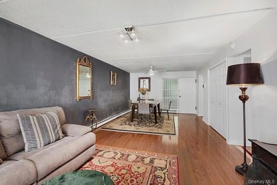 FOR SALE! Beautiful 1 Bedroom/1Bath Condo in the Heart Of