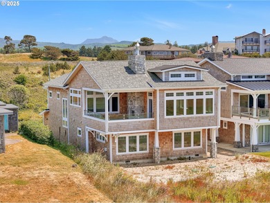 OCEAN FRONT in Gearhart -- new construction completed in 2025
