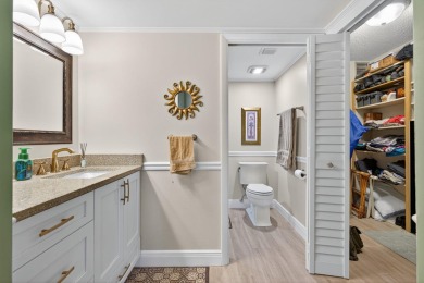 Lovely corner unit 2/2 condo in the Marina at the Bluffs