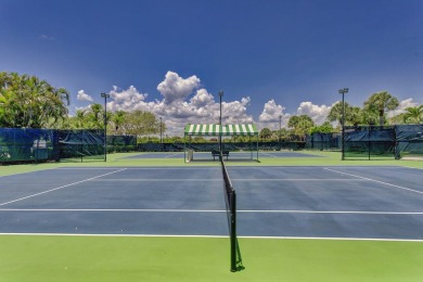 Lovely corner unit 2/2 condo in the Marina at the Bluffs