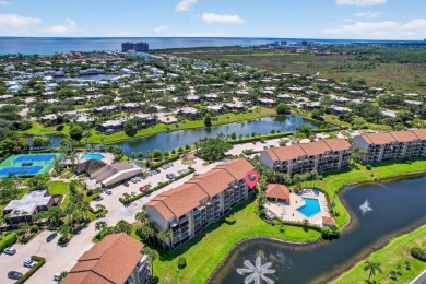 Lovely corner unit 2/2 condo in the Marina at the Bluffs