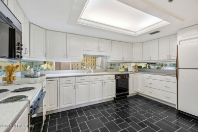 Riverfront elegance in Riverside - 3BR Park Plaza condo with