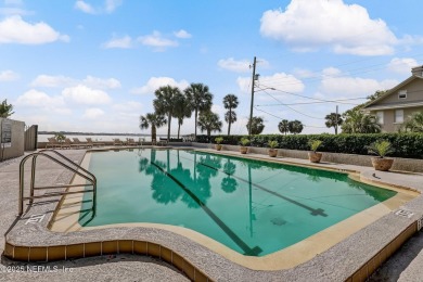 Riverfront elegance in Riverside - 3BR Park Plaza condo with