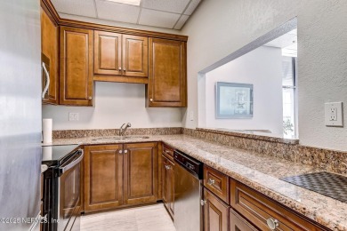 Riverfront elegance in Riverside - 3BR Park Plaza condo with