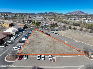 The Reserve at Willow Hills Commerce Center is centrally located