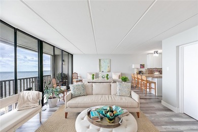 Gorgeous waterfront property located in the prestigious Catalina