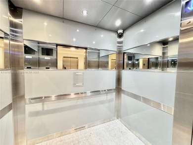 Prime Sunny Isles location! Spacious 1 bed, 1 bath condo with