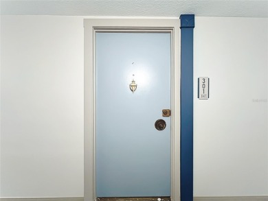 Welcome to 1 Key Capri Unit 301E - a breathtaking corner