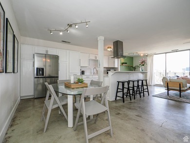 Priced to move & packed with comfort & convenience, this is your