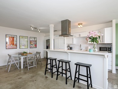 Priced to move & packed with comfort & convenience, this is your