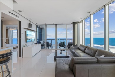 AMAZING VIEWS! A WOW UNIT!! OFFERING BEST AVAILABLE VIEWS