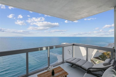 AMAZING VIEWS! A WOW UNIT!! OFFERING BEST AVAILABLE VIEWS