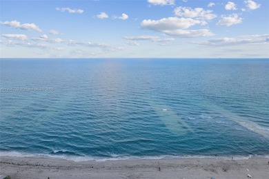 AMAZING VIEWS! A WOW UNIT!! OFFERING BEST AVAILABLE VIEWS