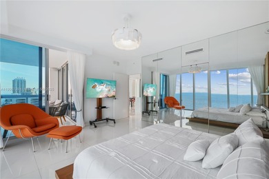 AMAZING VIEWS! A WOW UNIT!! OFFERING BEST AVAILABLE VIEWS