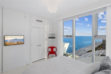 AMAZING VIEWS! A WOW UNIT!! OFFERING BEST AVAILABLE VIEWS
