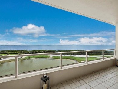Set above the sparkling waters of Sarasota Bay, this beautifully