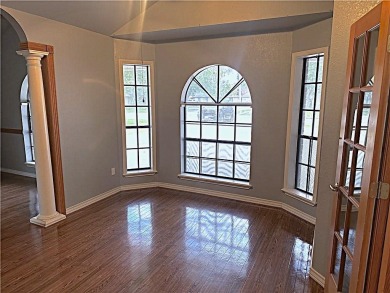 Motivated Seller! Great Investment opportunity! Possibilities