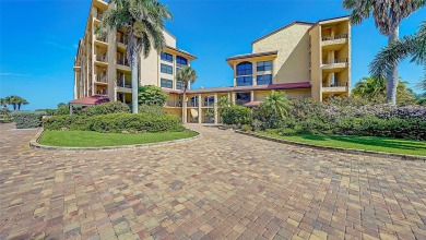 Looking for a beach front condo on Siesta Key? Wait until you