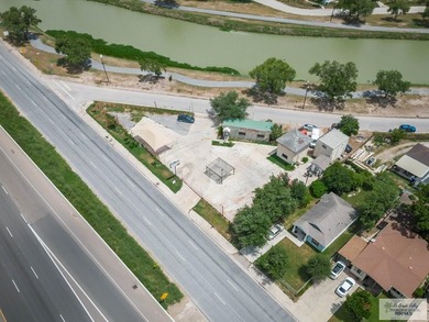 Excellent commercial property zoned C2 with office space and