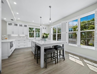 Boaters, this one is rare! On deep, protected water in Cocoanut