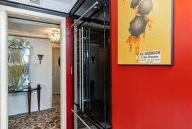 FULLY FORNSHED WITH A FEW EXPECTIONS! BEACH RESORT LIVING